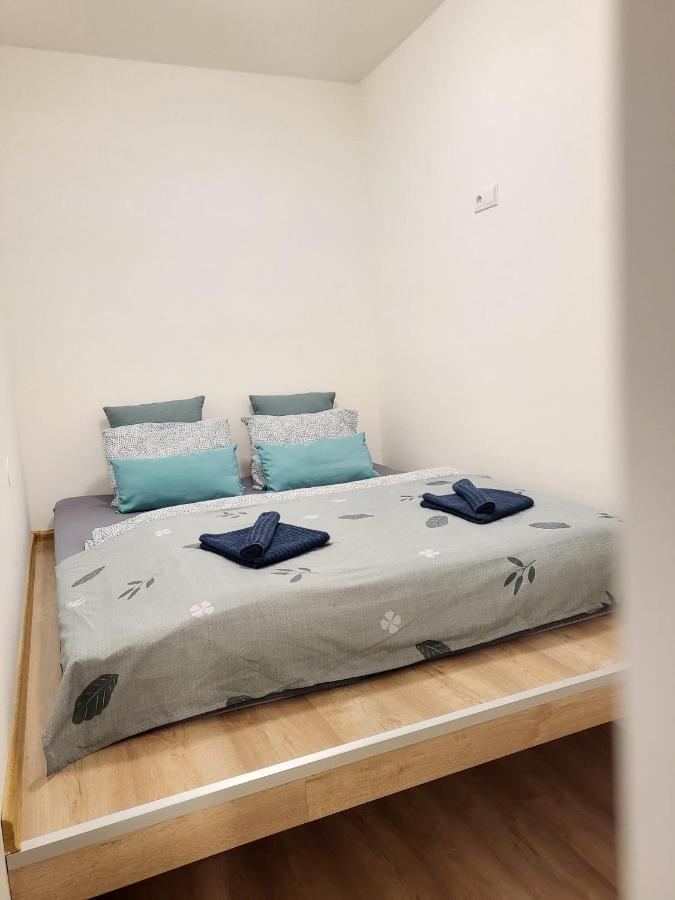 Veľký apartmán 3 Bratislava Exterior foto